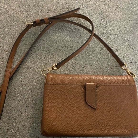 Handbags - Elegant Brown Leather Crossbody Bag